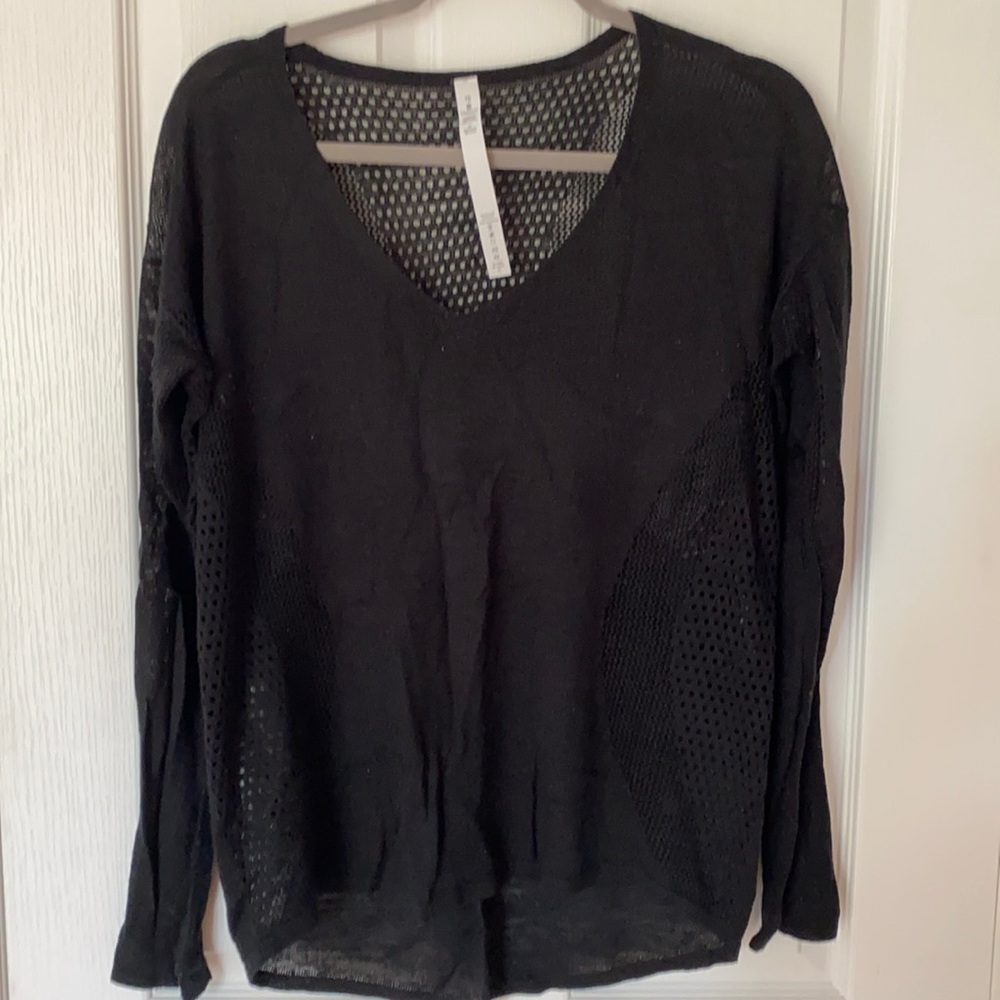 Lululemon Black Lightweight Sweater